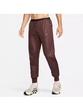 Nike Men's Running Division
Phenom Storm-FIT Running Pants
Size XL FB8542-227